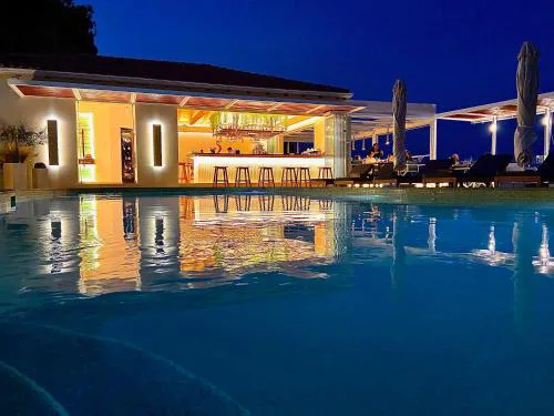 VILLA ALEXIS