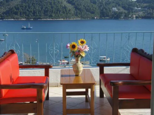 Agnàntema Portside Stays Skiathos