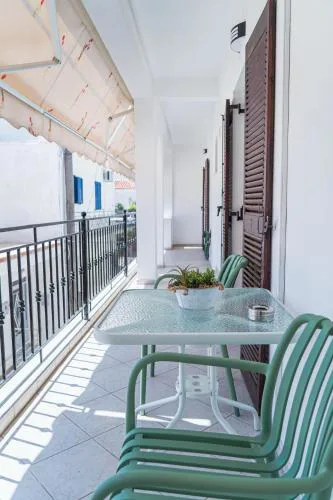 Aloni house