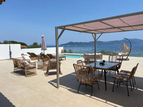 Four Seasons Villas