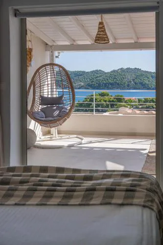 Noemia Skiathos