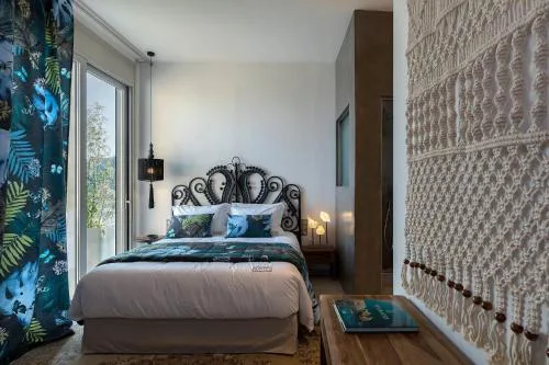 Super Luxury Skiathos Villa Five-Bedroom Villa Private Infinity Pool