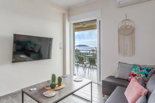 Fantastic sea view one-bedroom apartment - Lagonissi