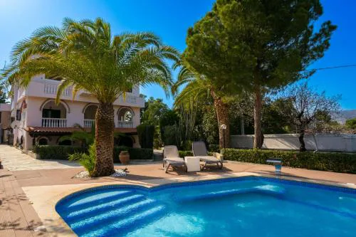 Gkr Luxury Villa