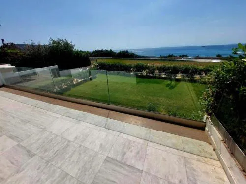 Saroné Villa