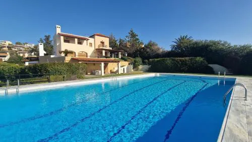 Villa Almy - shared pool with 1 house
