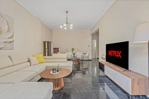 3BD Luxury Apartment close to Metro