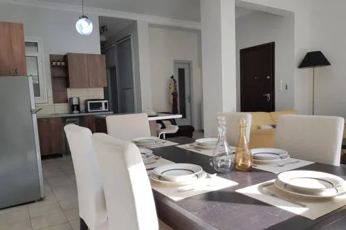 A Great Stay at a Comfortable Large Apartment