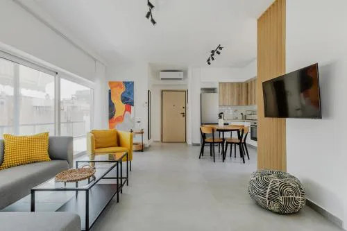 A Place 4U 20, 2 Bedrooms & 2 Bathrooms with view of Acropolis