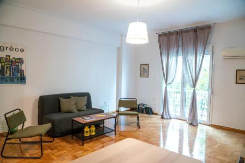 Acropolis central and comfortable apartment