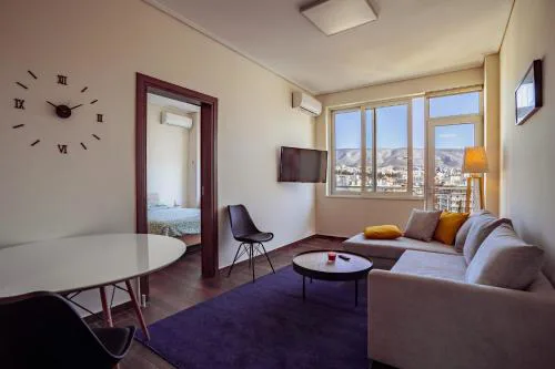 Acropolis Comfy Home in the Heart of Athens for 4 by Filos Inc