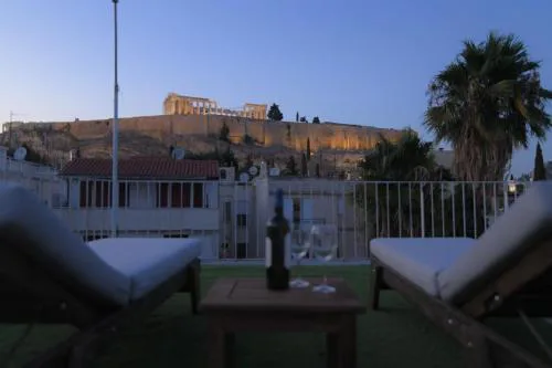 Acropolis Hill House