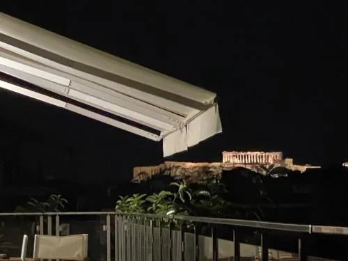 Acropolis & Lycabetus View Helios Residence