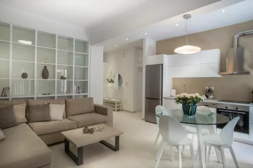 Acropolis Museum - Modern Living [I]