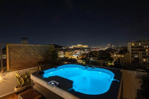 Acropolis Sky Retreat Jacuzzi & 3BR Maisonette
