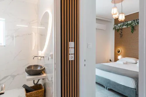 Acropolis View Suites - Modern Apartments in Athens Center