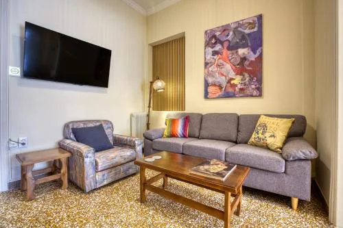 Acropolis Vintage Apartment