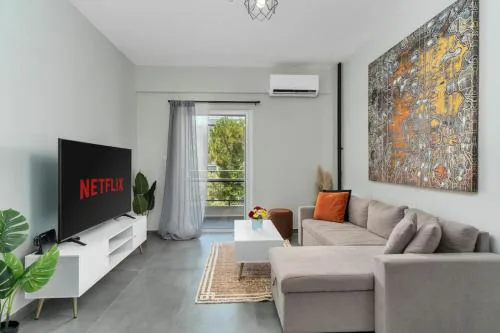 Aera Nest - 2BR, Alimos