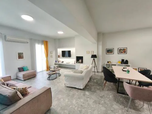 Apartment in Athens Victoria sguare