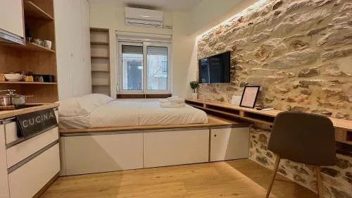 Appianou Studio Never too Small