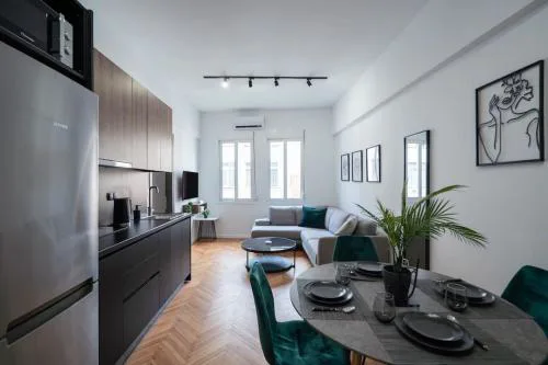 Athens Heart: Downtown Home