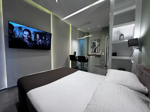 Athens Stay 35