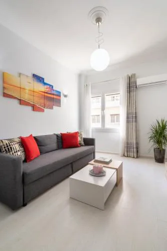 Beautiful apartment under Acropolis