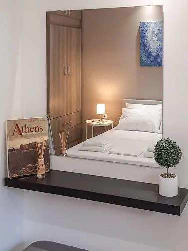 Byronico Acropolis Apartment by MPS