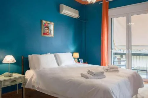 Casa de Colores, next to the metro