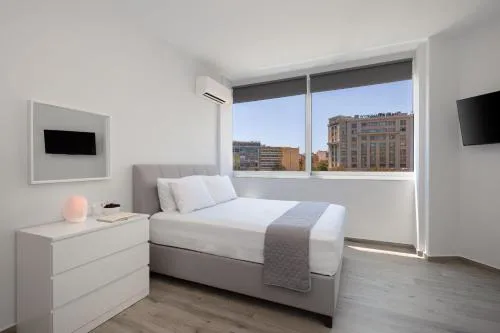 Central Athens Resort 2