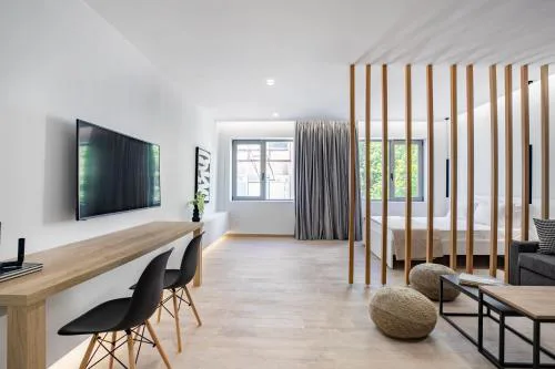 Central Boutique Apartment A2