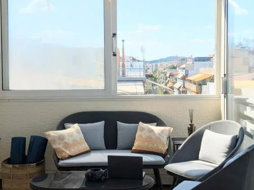 Central Penthouse - Starlink 300mbps - Wow Views - Authenticity
