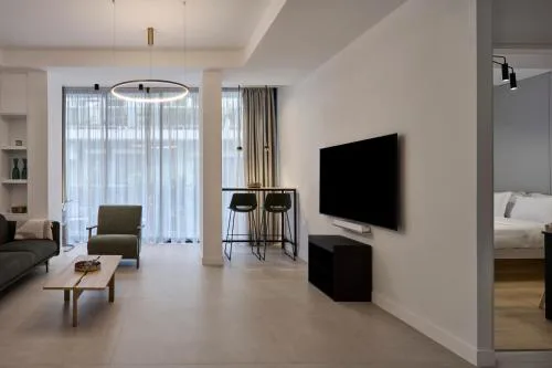 Charitos Luxury Hideaway 2bd Apt in Kolonaki