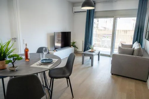 Classy and stylish flat near Pagrati region (D2)