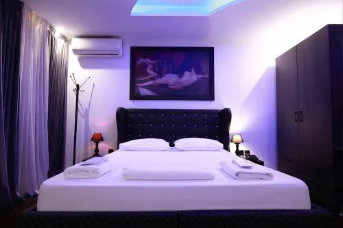 Comfort Room 216 - Castle De Paris