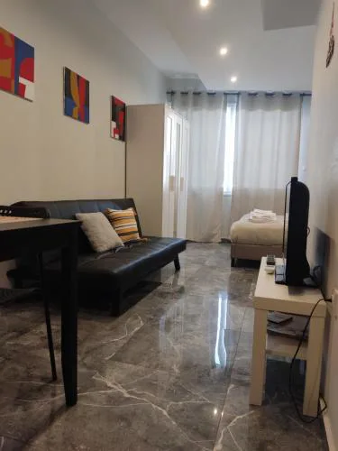COMFY Flat, Athens city center