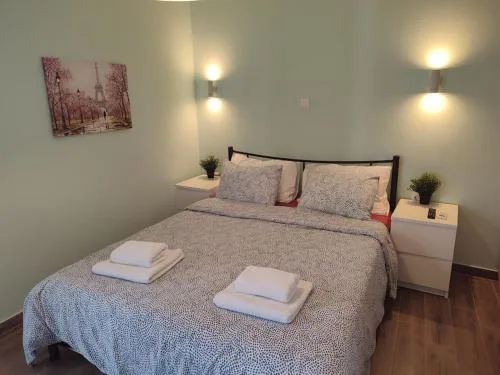 Cozy apartment in front of the park Athens ilion