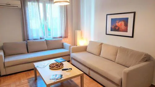 Cozy apartment in Plaka
