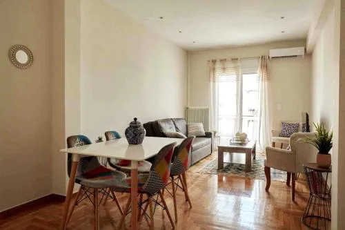 Cozy Athenian 2BD Apt Top Floor Panoramic View