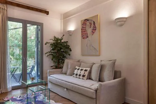 Cozy Boutique 1BR Apt in Mets, near Kallimarmaro