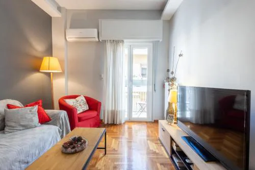 Cozy Hideaway Near the Acropolis