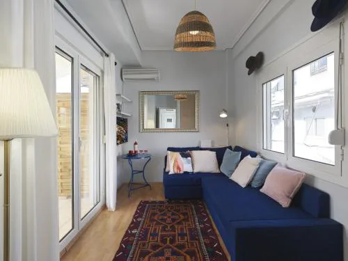 Cozy Loft with private terrace in the heart of Koukaki, Athens