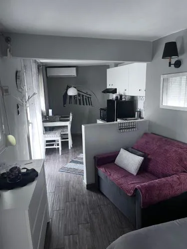 Cozy studio apartment in the heart of Athens