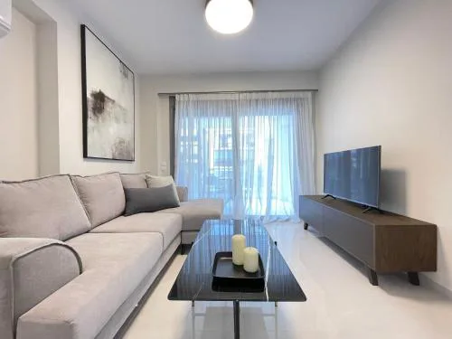 Cultural Retreat Near Stavros Niarchos Center