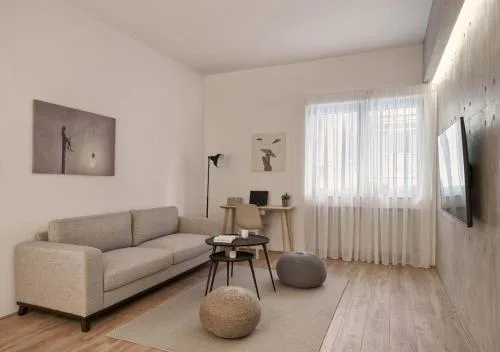 Cute n Comfort Luxury Condo in Kolonaki
