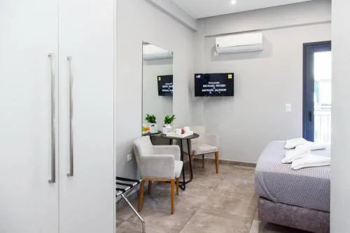 D Spacious Brand New Studio Ideal for 2 D