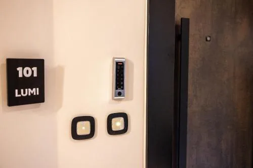 Domain Athens Lumi
