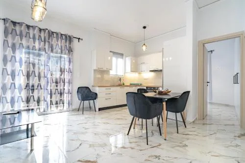Elegant Apartment in Glyfada 2 Bdrms by MPS