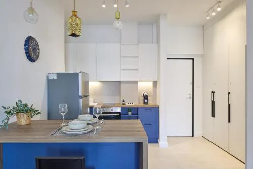 Elia's apartment NK