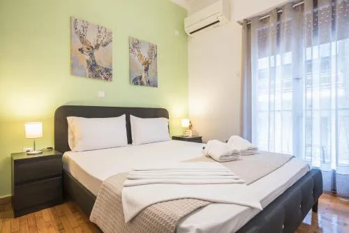 Erythros Boutique Suite By Cloudkeys